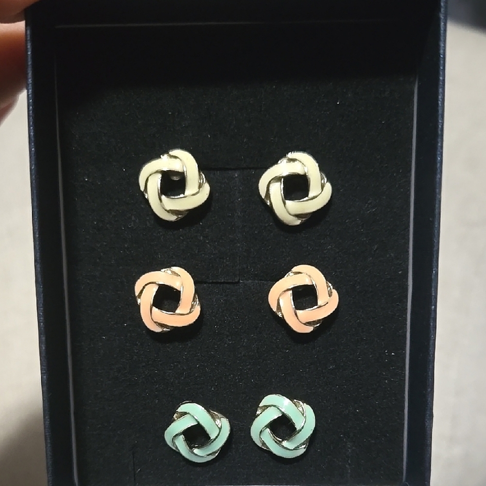 Elegant Knot Stud Earrings Set - Cream, Peach, Mint